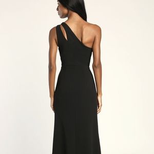 Lulu's divinely dynamite one-shoulder maxi dress black medium